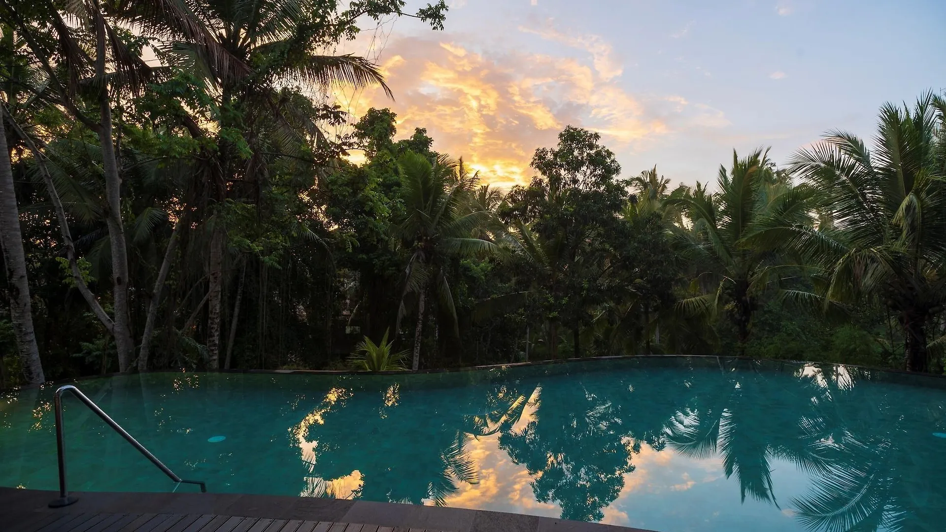 Adiwana Unagi Suites Ubud  5*, Ubud (Bali)